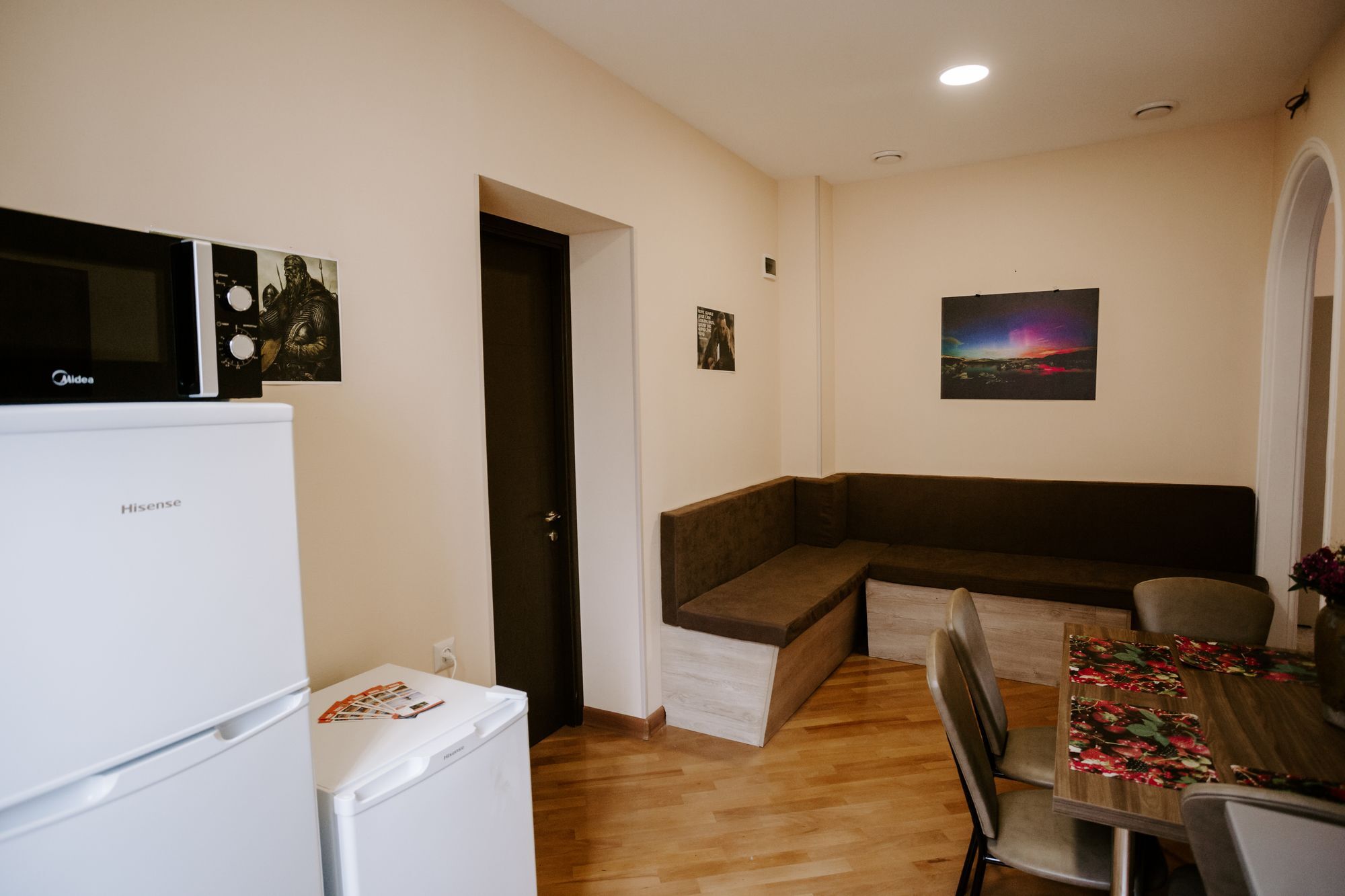 Tbilisi Viking Hostel Экстерьер фото