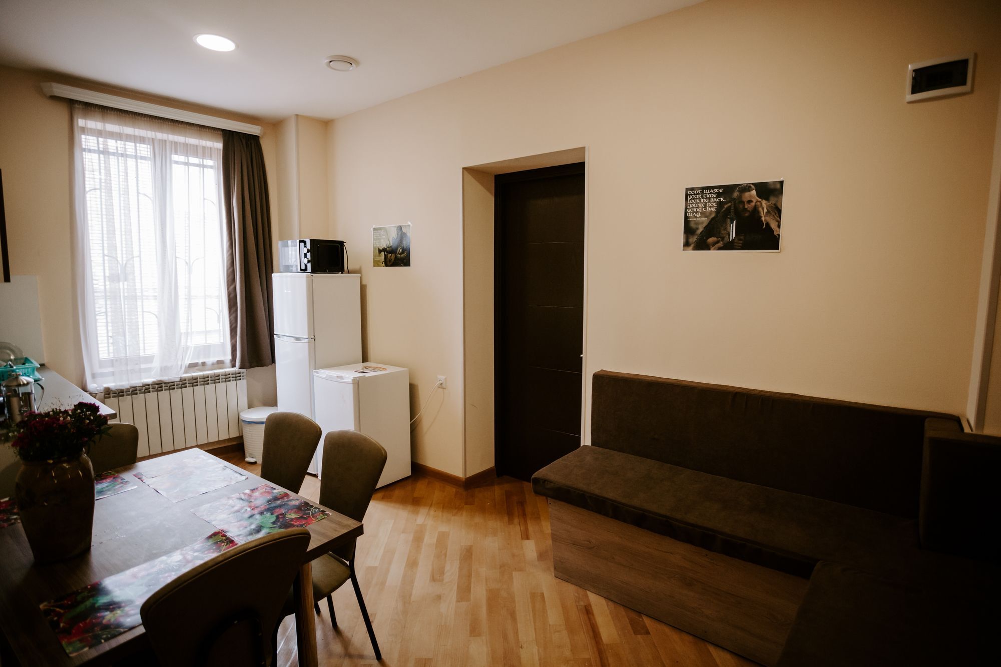 Tbilisi Viking Hostel Экстерьер фото