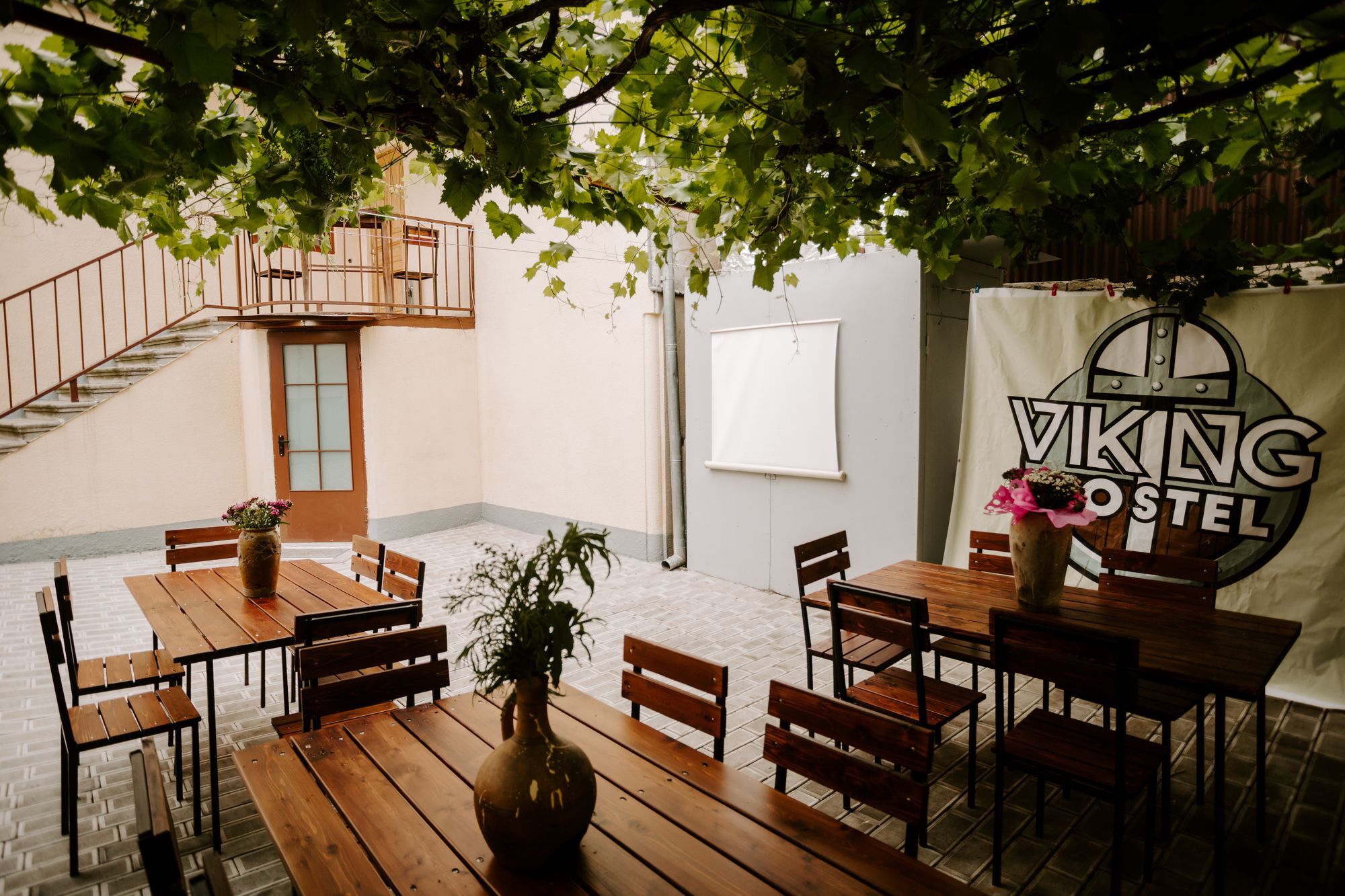 Tbilisi Viking Hostel Экстерьер фото