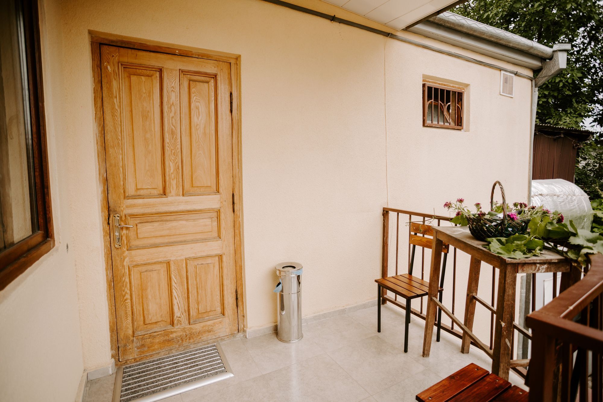 Tbilisi Viking Hostel Экстерьер фото